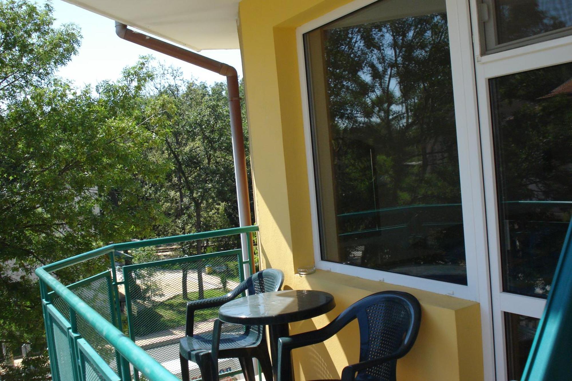 Family Hotel Avenue Kiten  Exterior photo